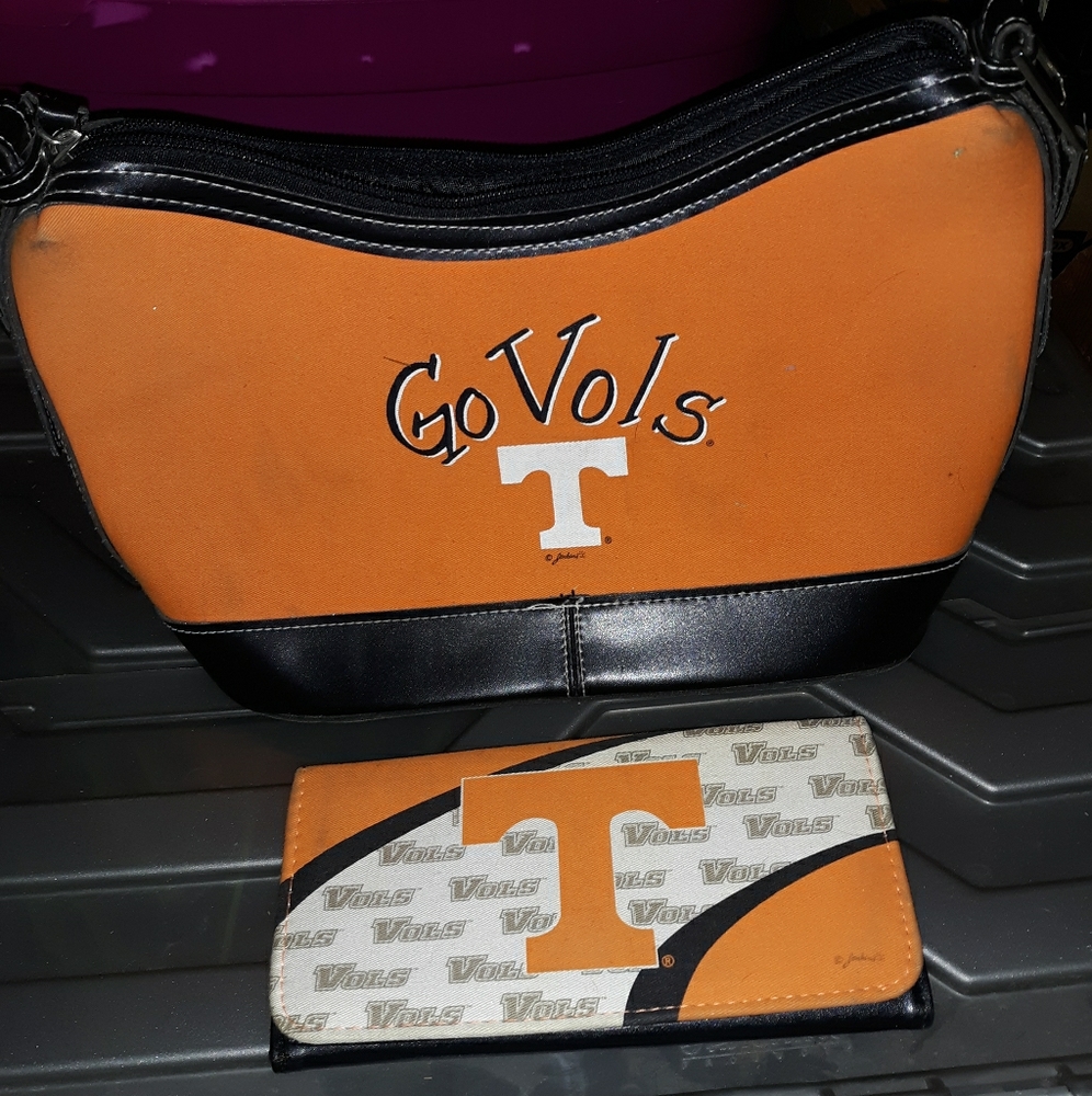 UT purse and wallet